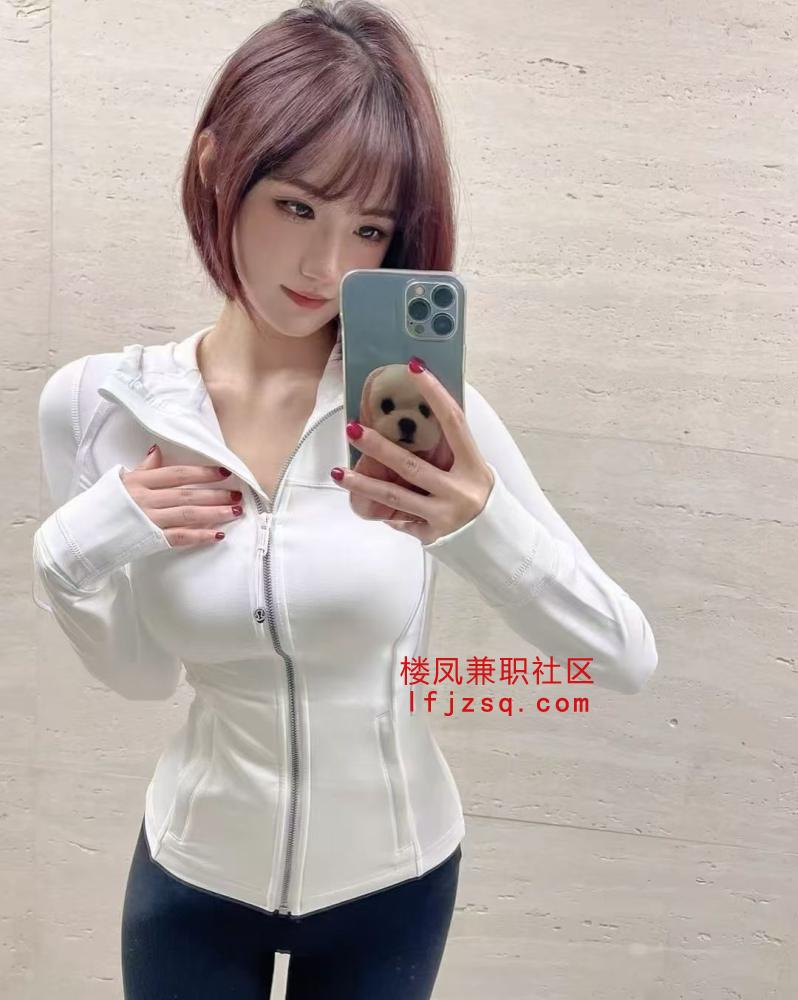 健身教练介绍的大学生身材颜值真的太完美了