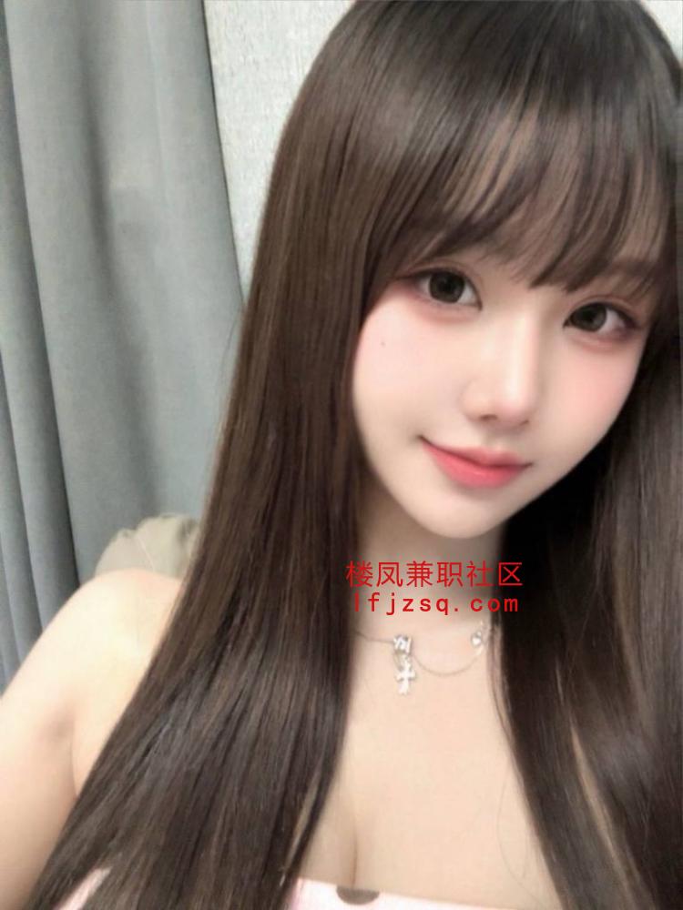 新鲜小嫩鸡干的淫水细流