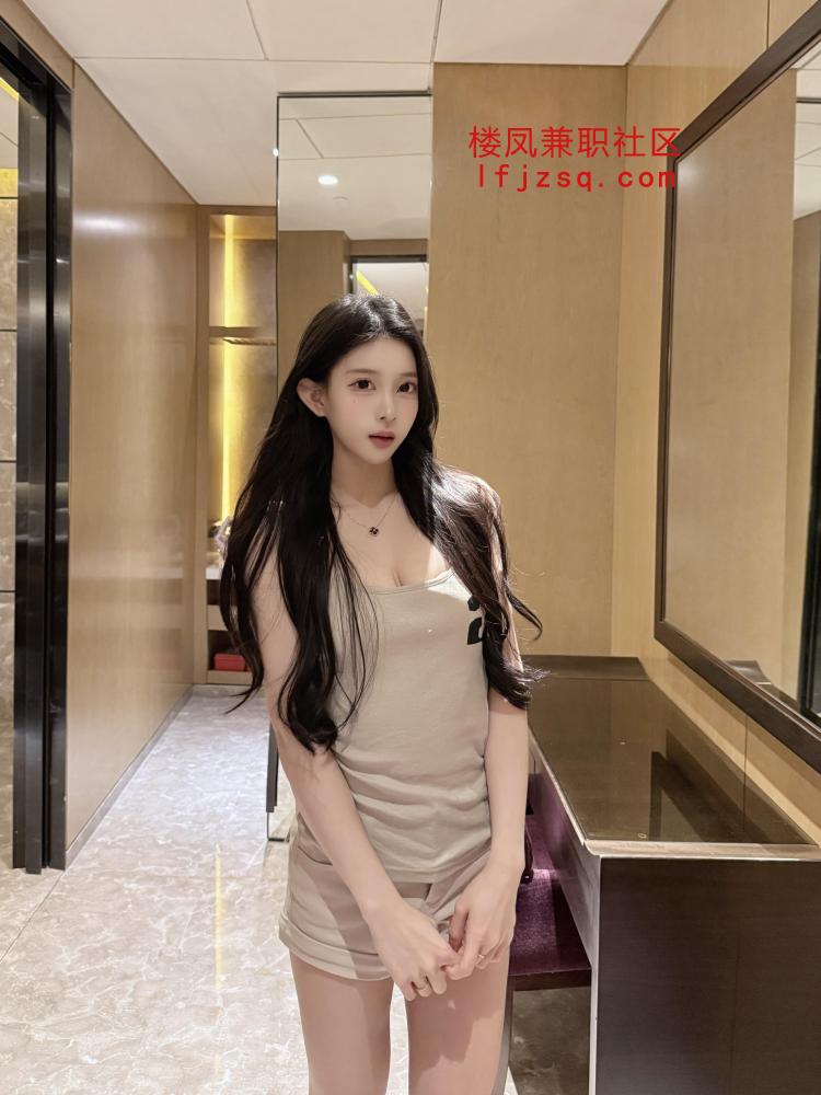 性感粉嫩大啵妹三点粉嫩