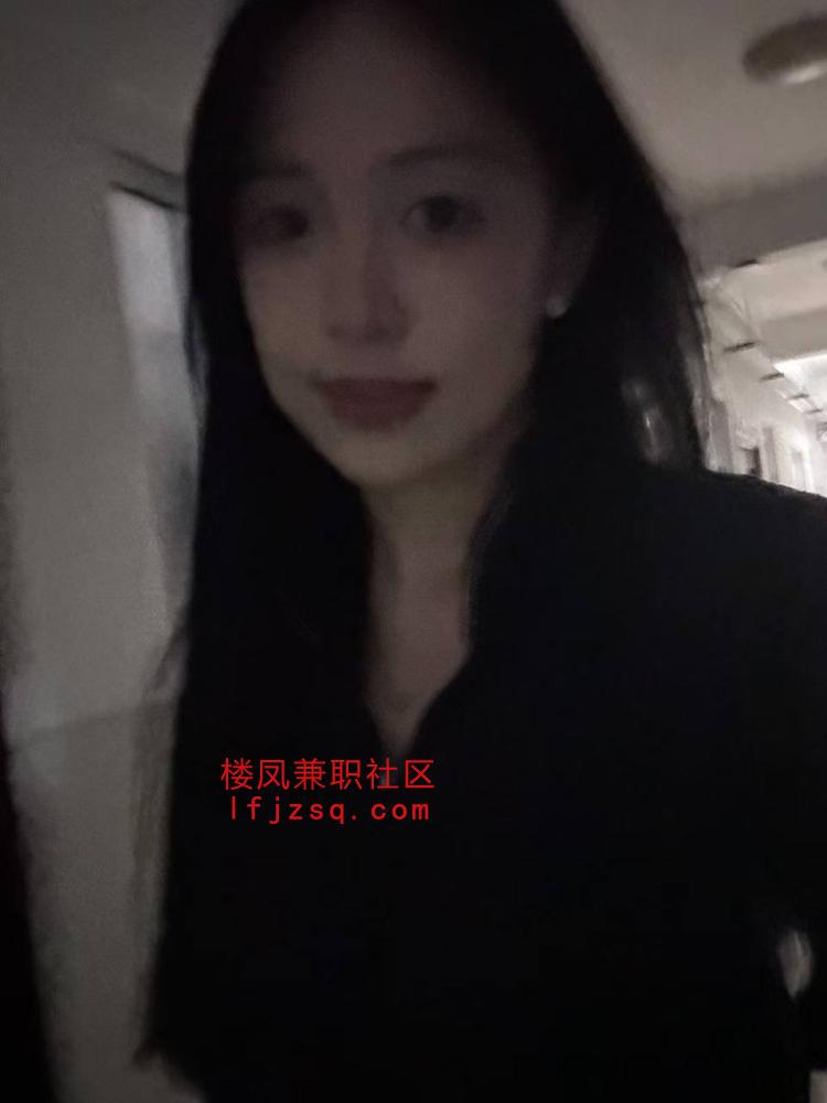 浦东诱惑巨乳小娇妻