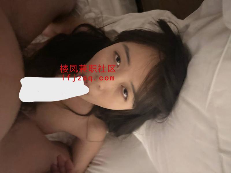 浦东诱惑巨乳小娇妻