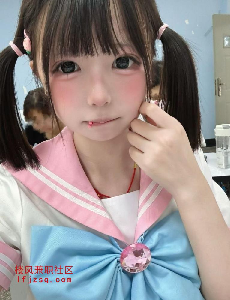 重庆骚女角色扮演按摩