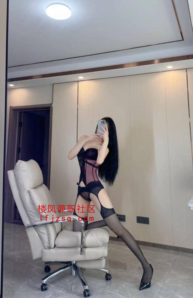 沈阳市极品御姐黑丝大长腿又甜又御