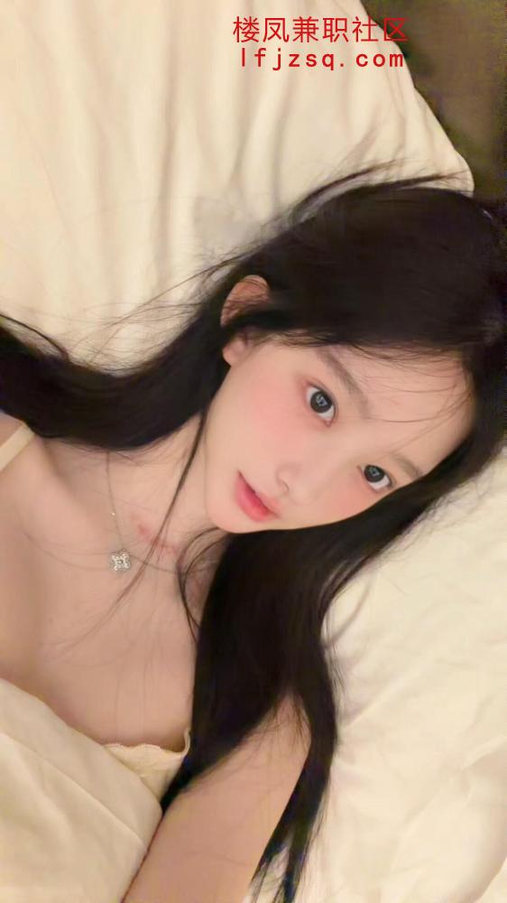 大庆刚下海三点粉小穴紧致初恋女友的感觉