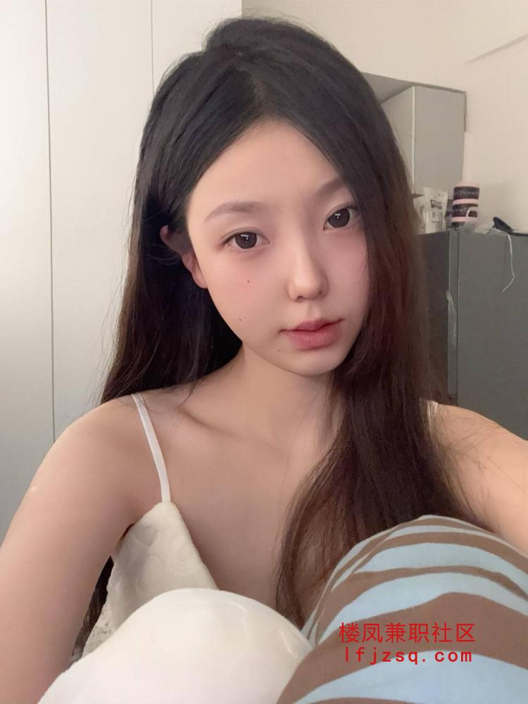 白云区兼职小极品粉鲍嫩妹
