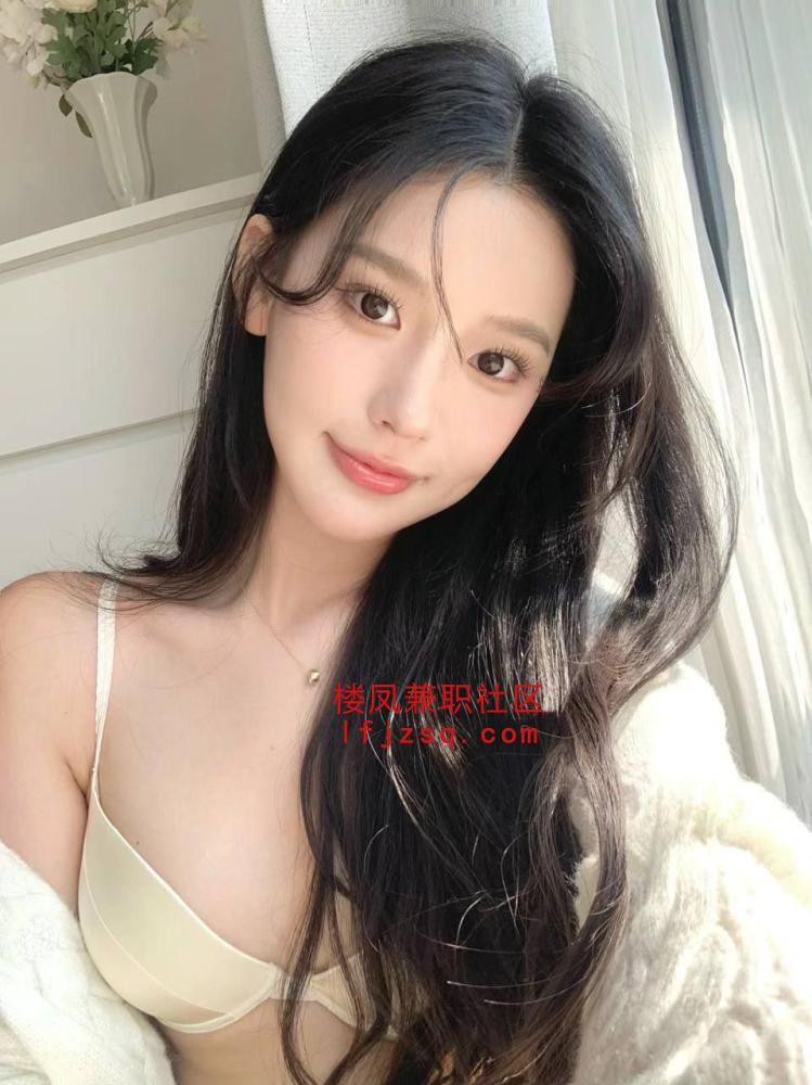 贵港腿长屁股也翘大奶妹子