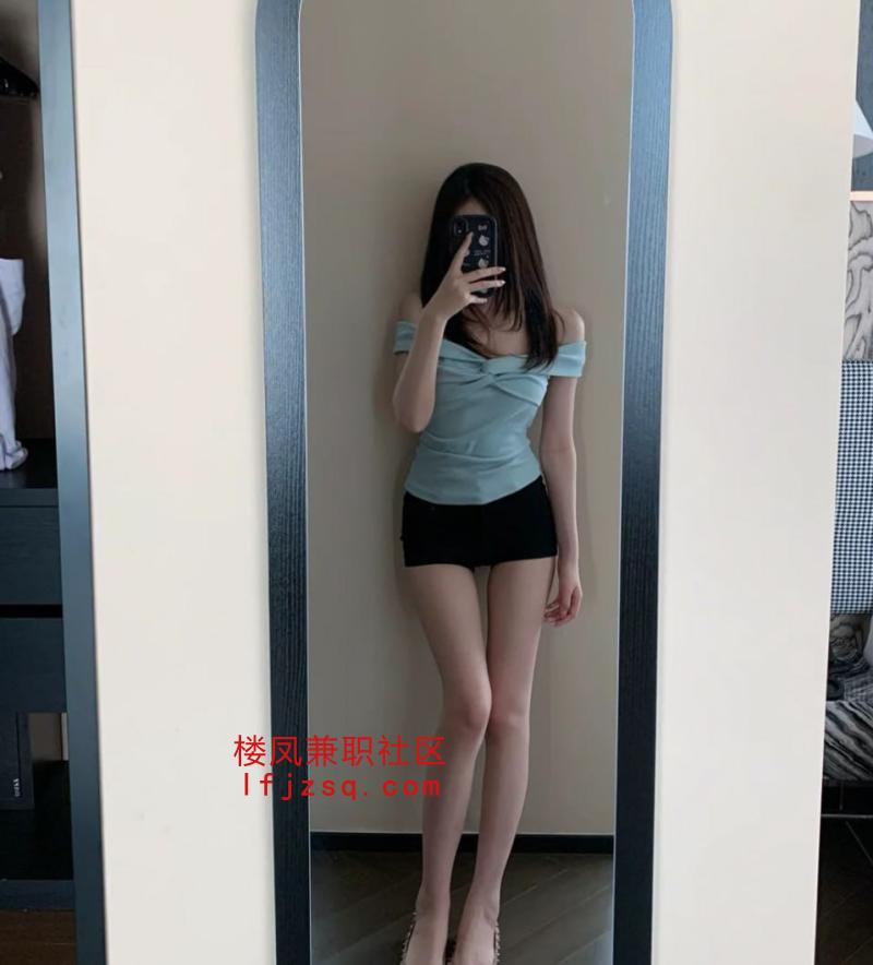兰州制服御姐美女淫叫不停大叫求饶