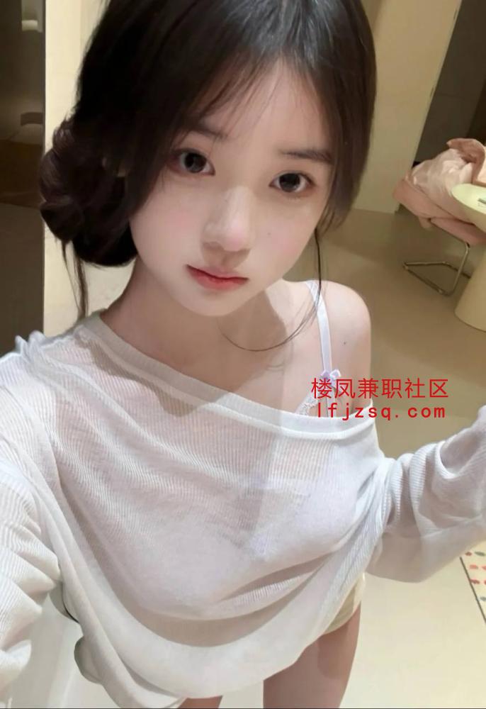 深圳骚逼包裹感很强被吸着的感觉 粉红色乳头嫩逼无异味 胸大皮肤白嫩