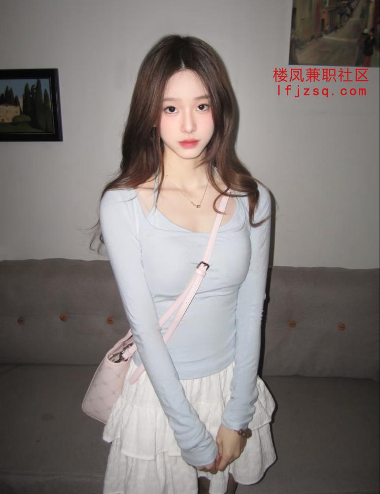 昆明居家调教青春靓丽少女 粉嫩多汁蝴蝶真极品