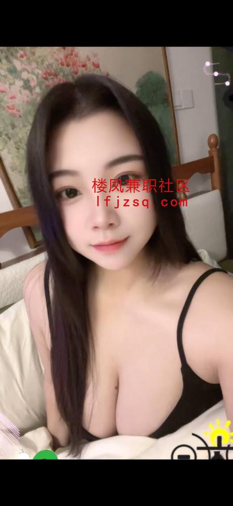 呼和浩特市极品大波妹三点粉嫩，会吸会夹